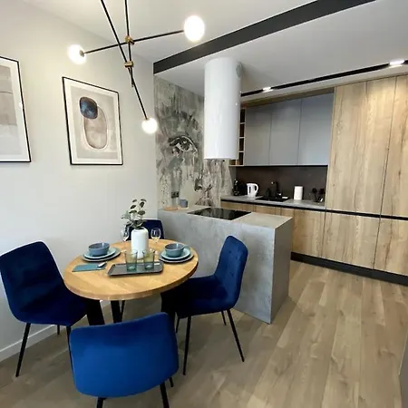 Of The Kings-szmaragd Apartment