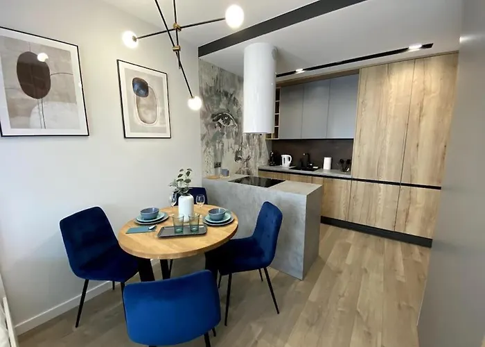 Of The Kings-szmaragd Apartament